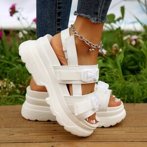 Women's Platform Wedge Heel Sandals For The Beach
